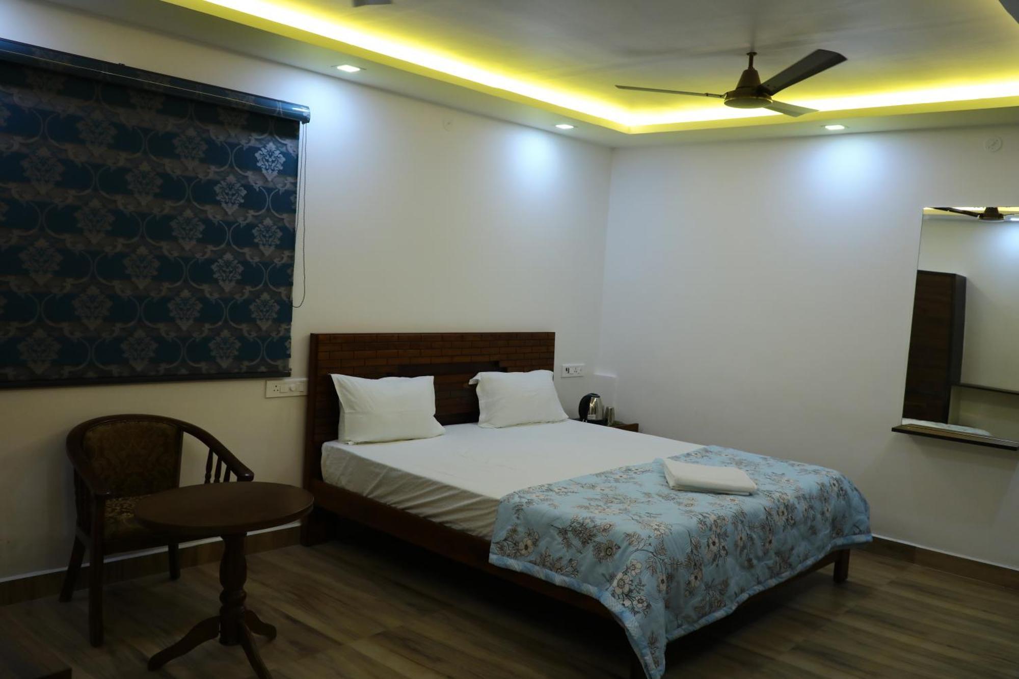 Jp Residency Hotel Yelagiri Bagian luar foto