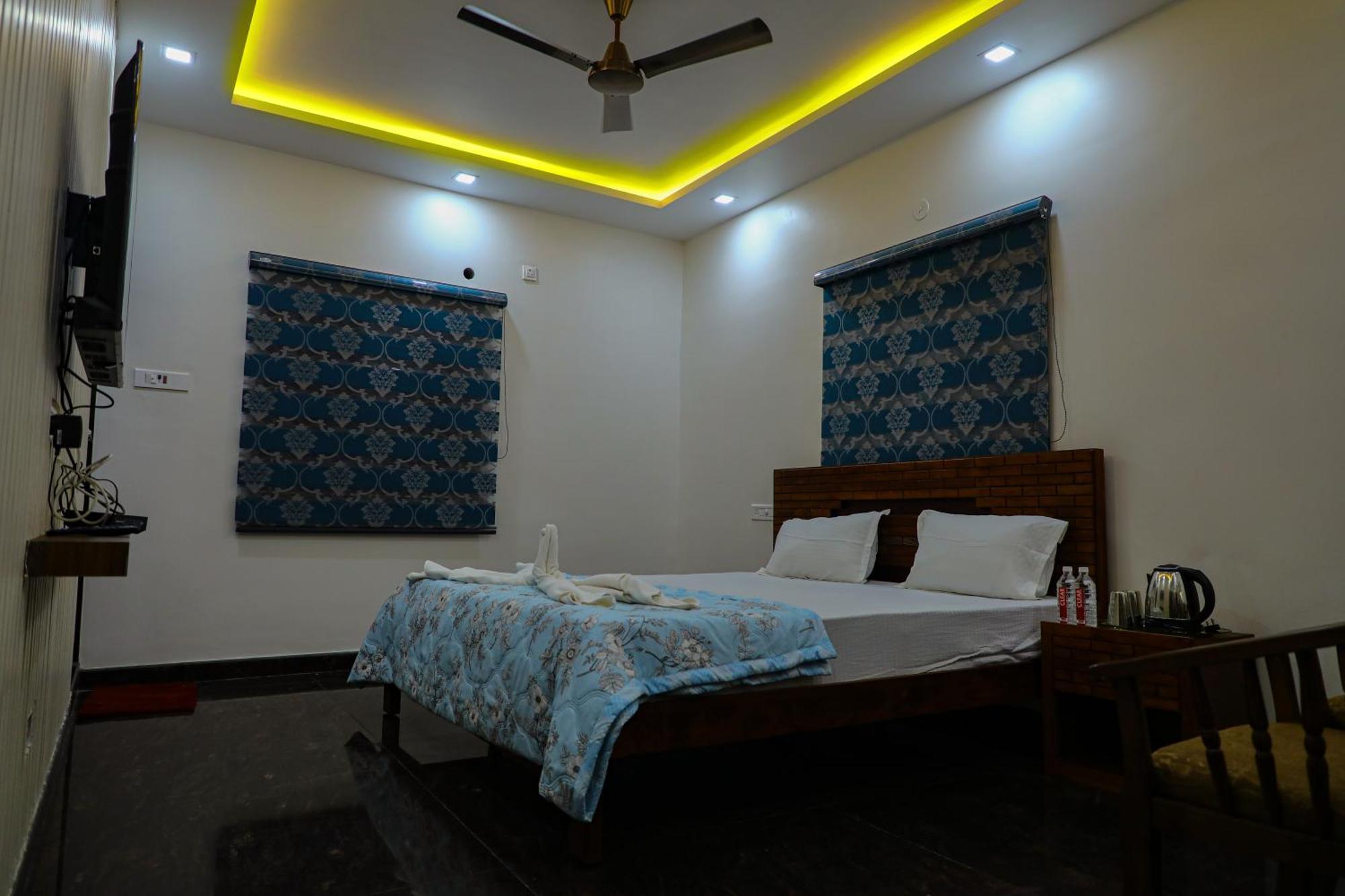 Jp Residency Hotel Yelagiri Bagian luar foto